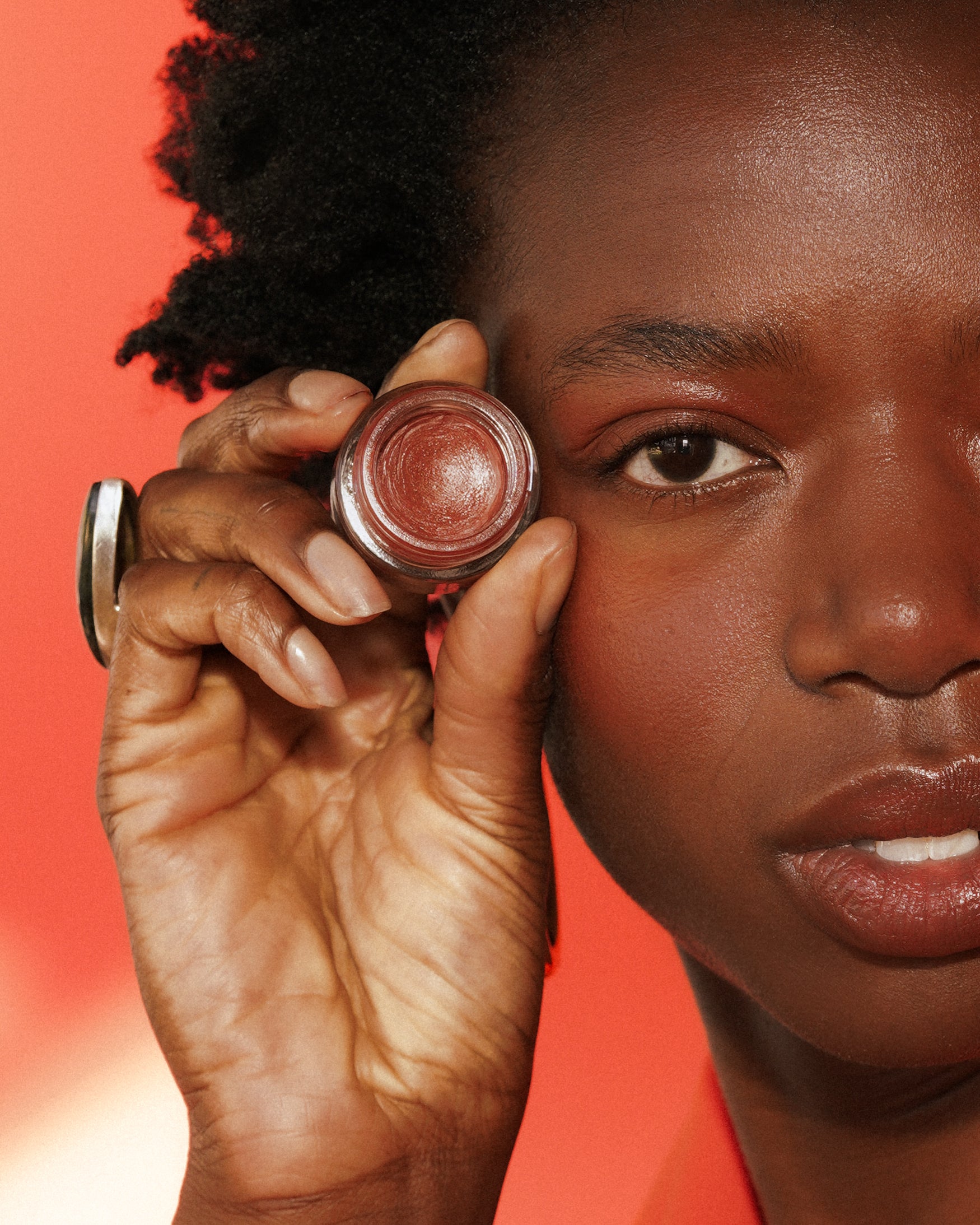 Dark Vibes: Color Smudge